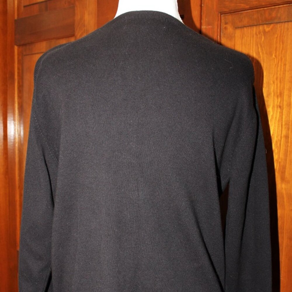 Sweater - Picture 3 of 5